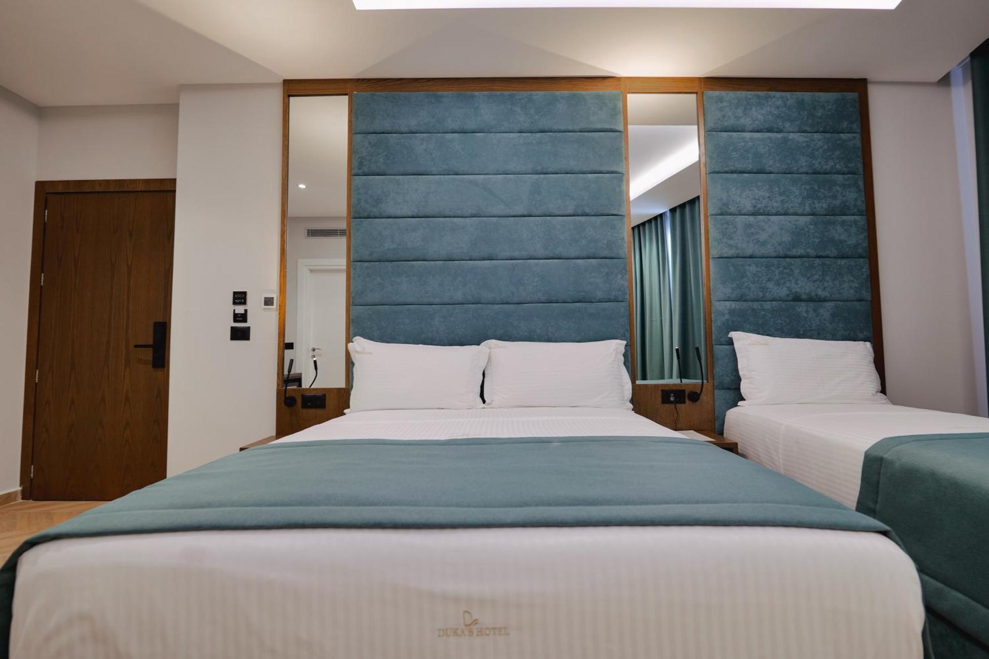 Duka'S Hotel Ksamil Eksteriør billede