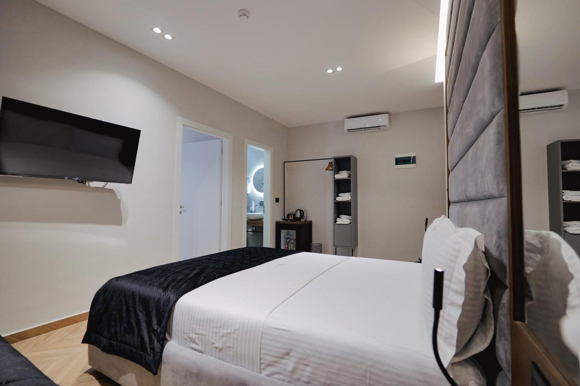 Duka'S Hotel Ksamil Eksteriør billede