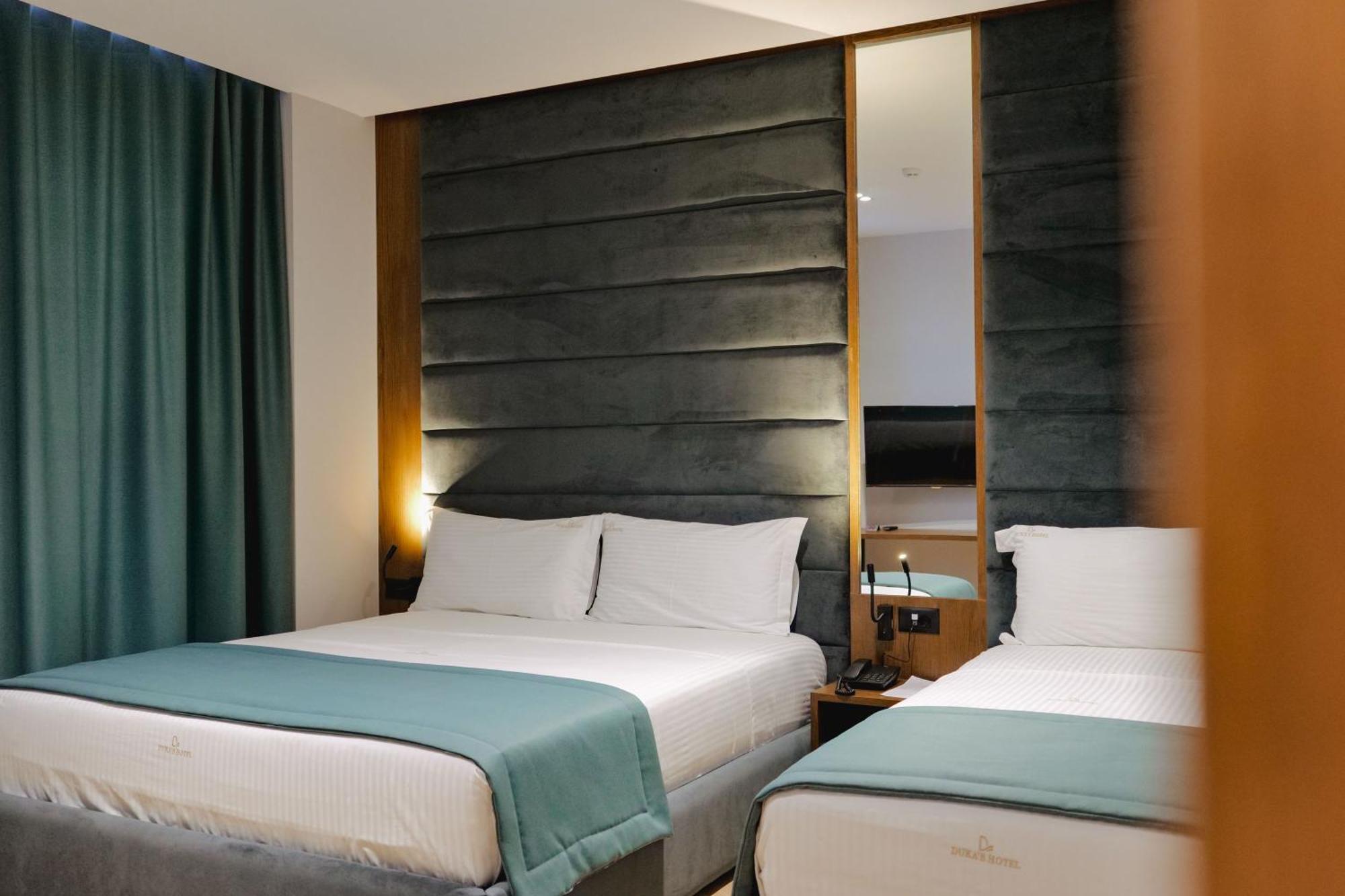 Duka'S Hotel Ksamil Eksteriør billede